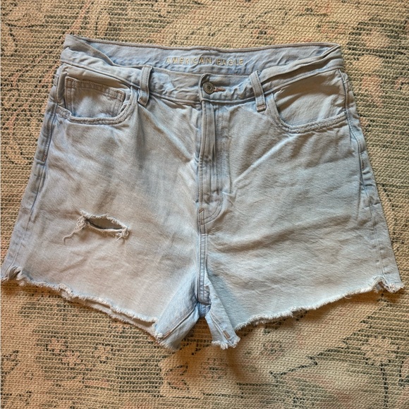American Eagle Outfitters Pants - Women’s American Eagle jean shorts (highest rise ‘90s boyfriend short) size 10